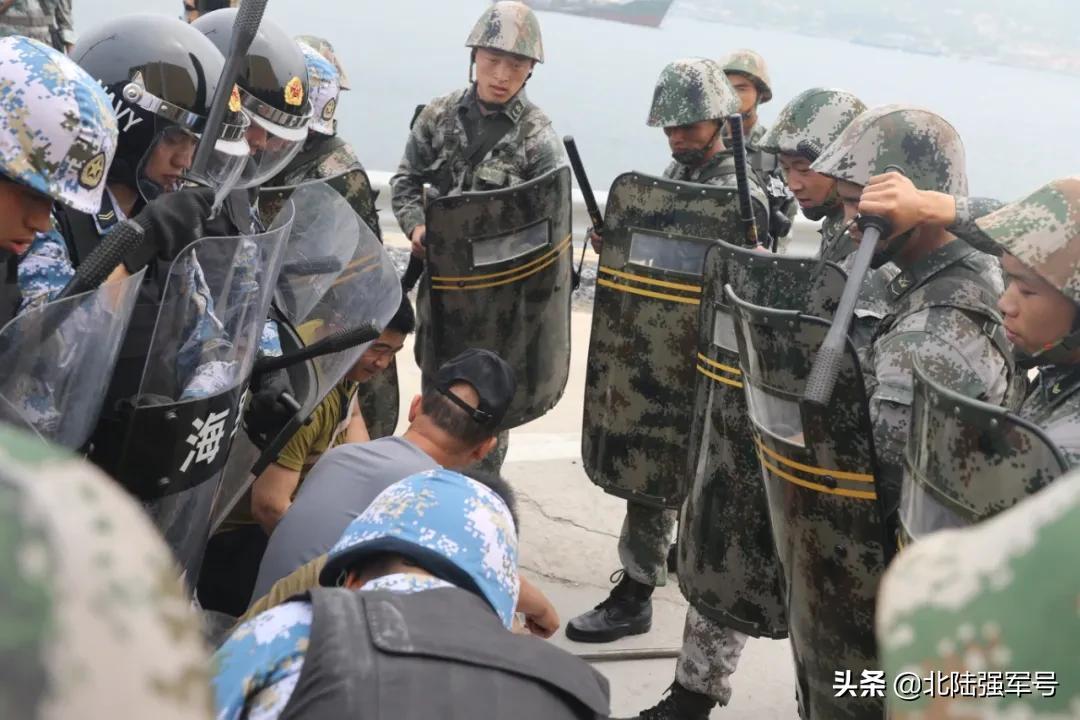 广东省海警总队骆来的卓越领导与海洋卫士精神