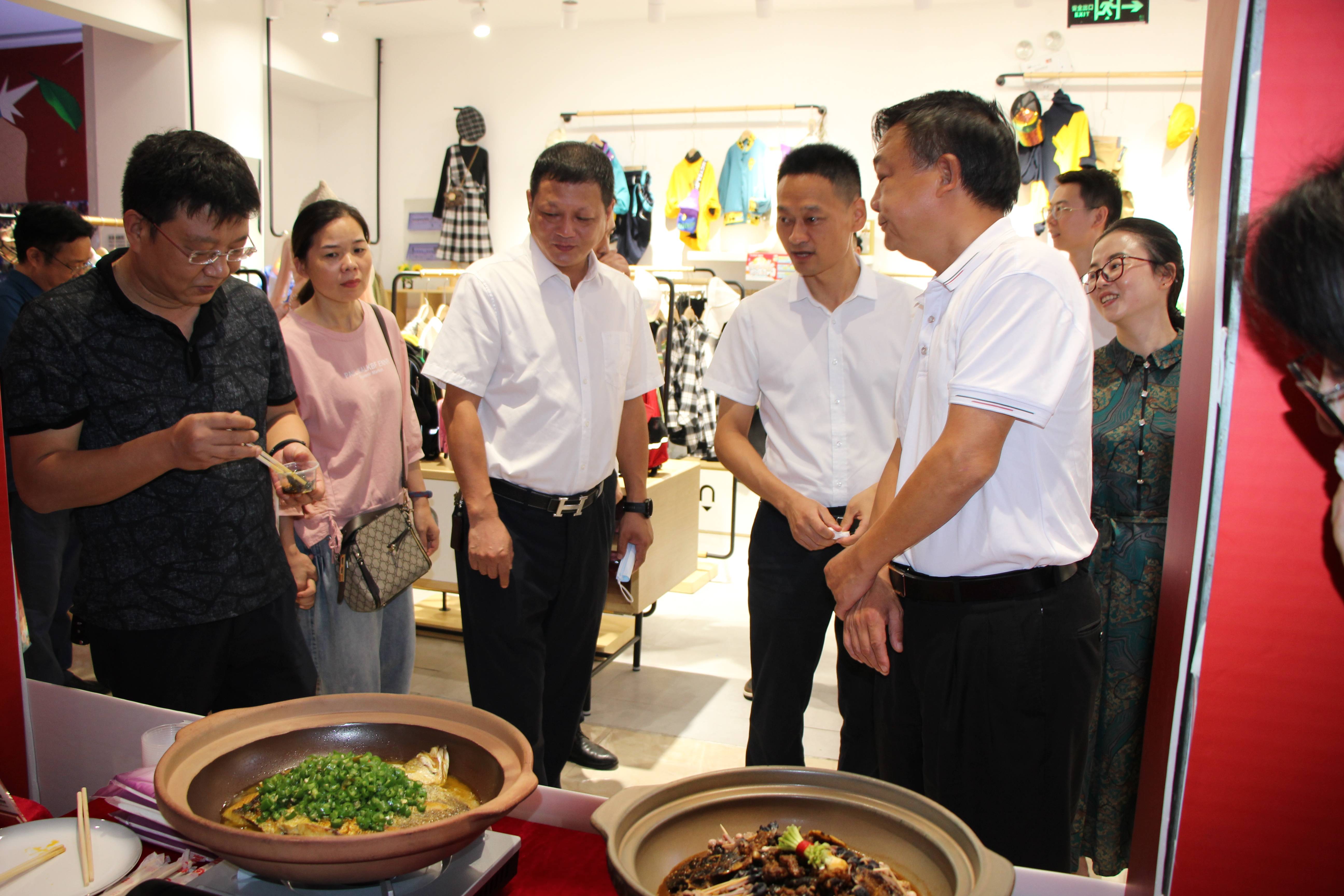 广东农垦餐饮有限公司，传承美食文化，缔造餐饮新篇章